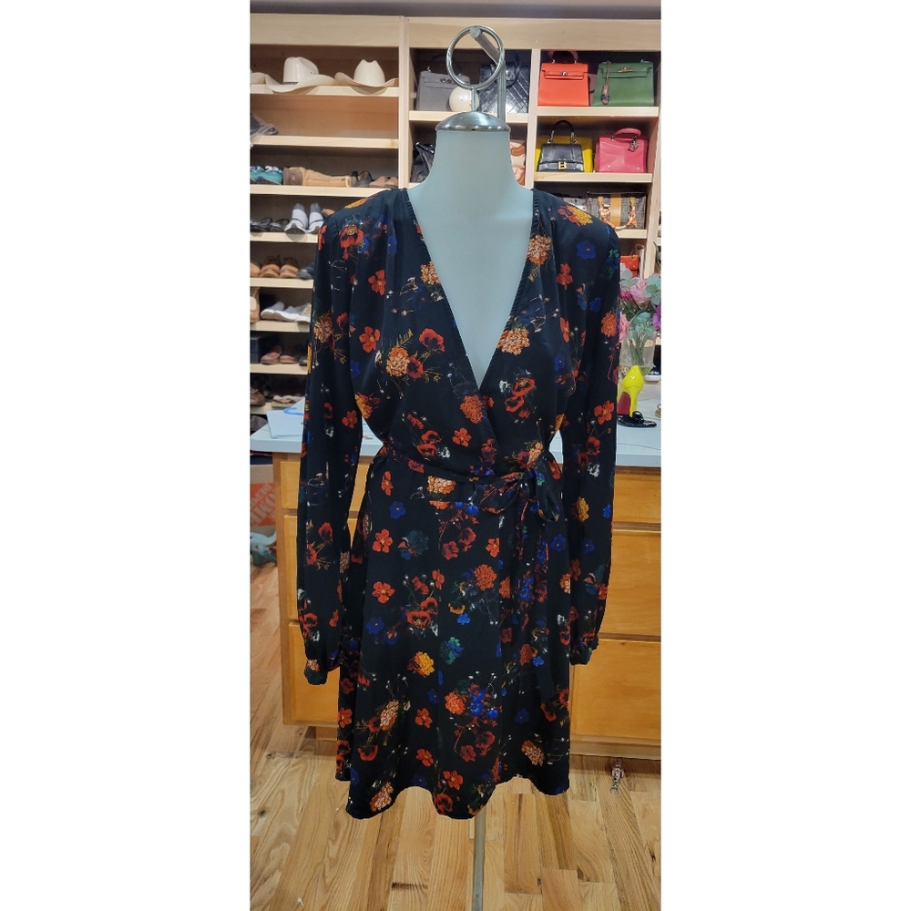 GIANNI BINI Floral Belted Dress